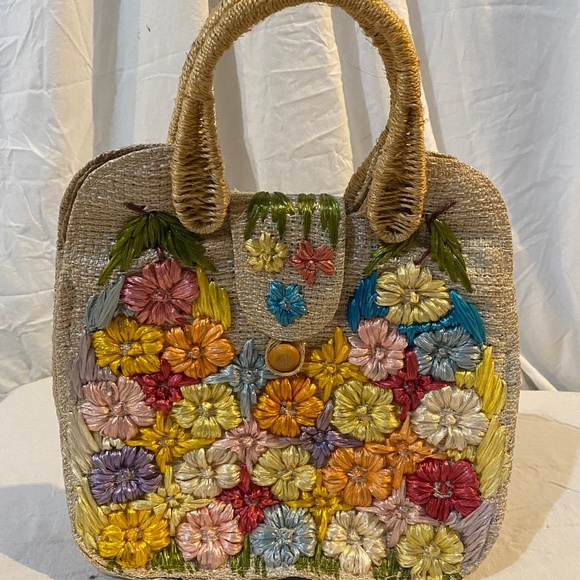 Handbags - Vintage Straw Bag